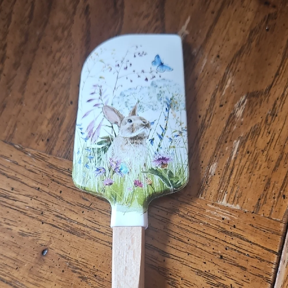 Williams Sonoma Bunny-Illustrated Silicone Spatula in White and Green